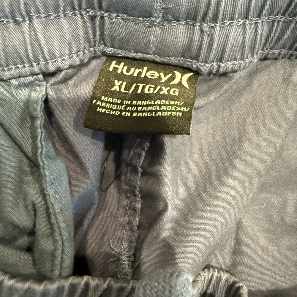 Hurley•Drawstring‎ Shorts - Picture 2 of 3